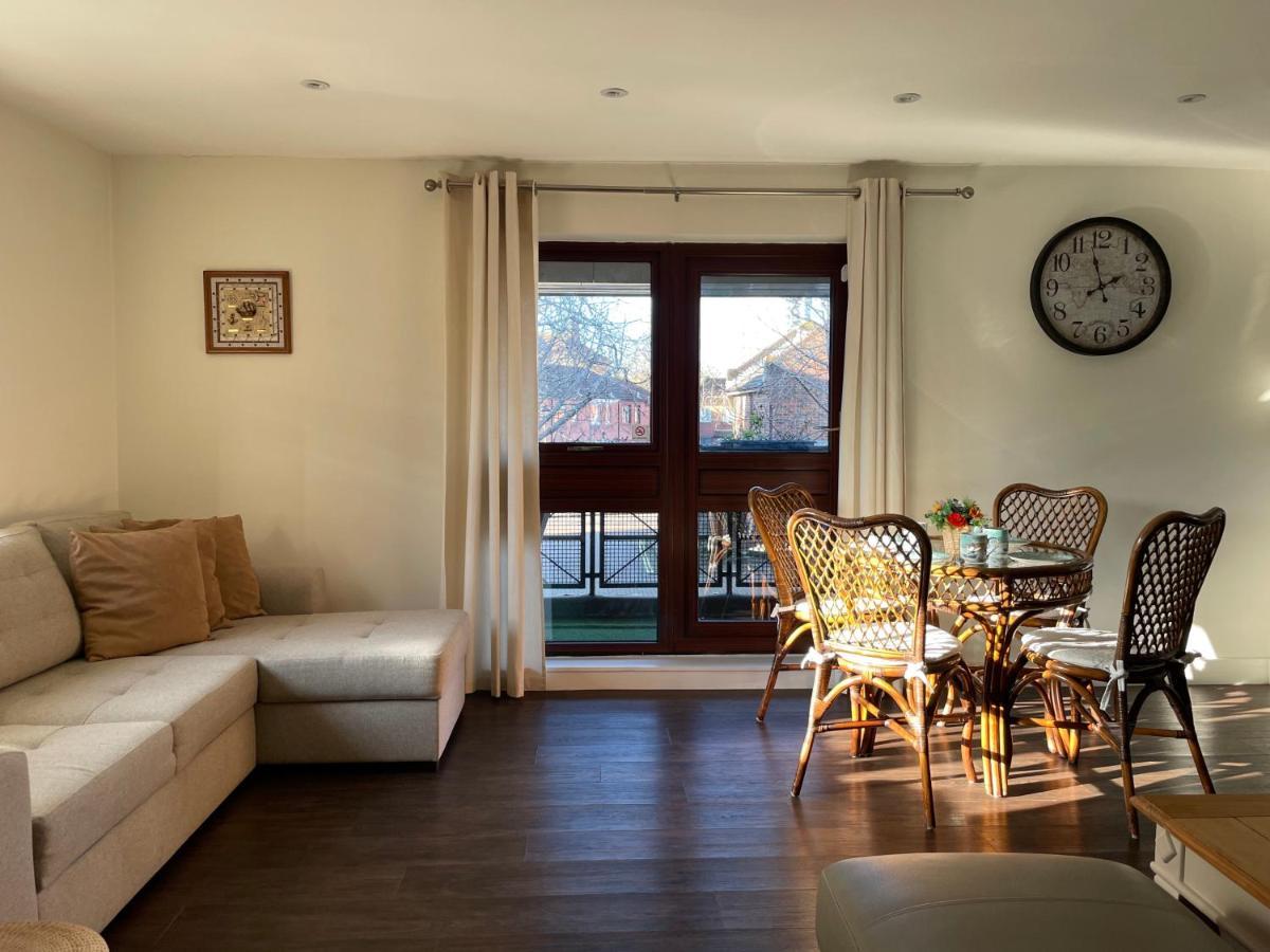 St Georges Balcony Suite With Parking Портсмът Екстериор снимка