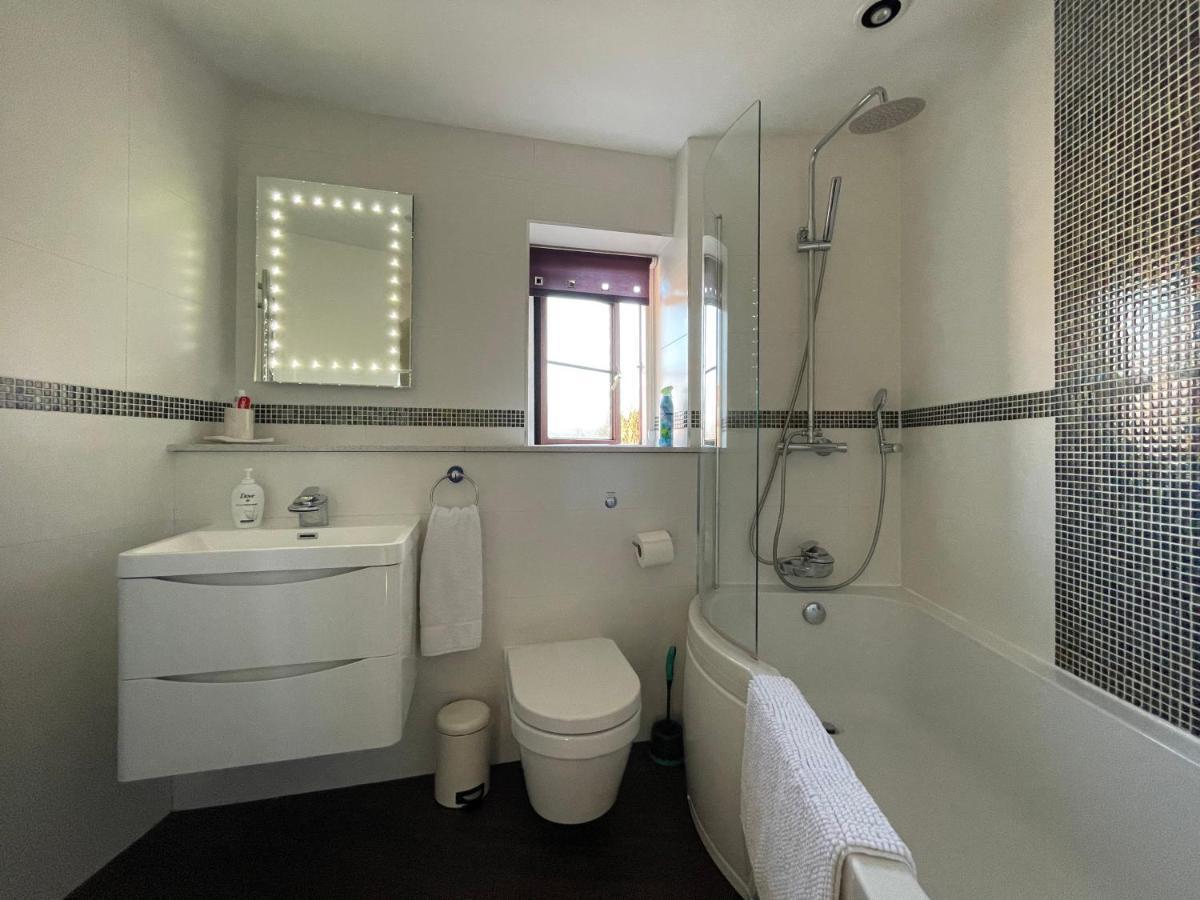 St Georges Balcony Suite With Parking Портсмът Екстериор снимка