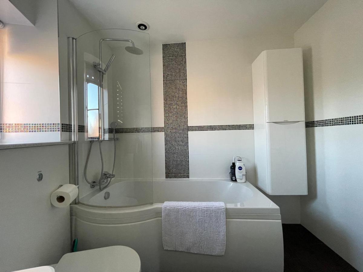 St Georges Balcony Suite With Parking Портсмът Екстериор снимка