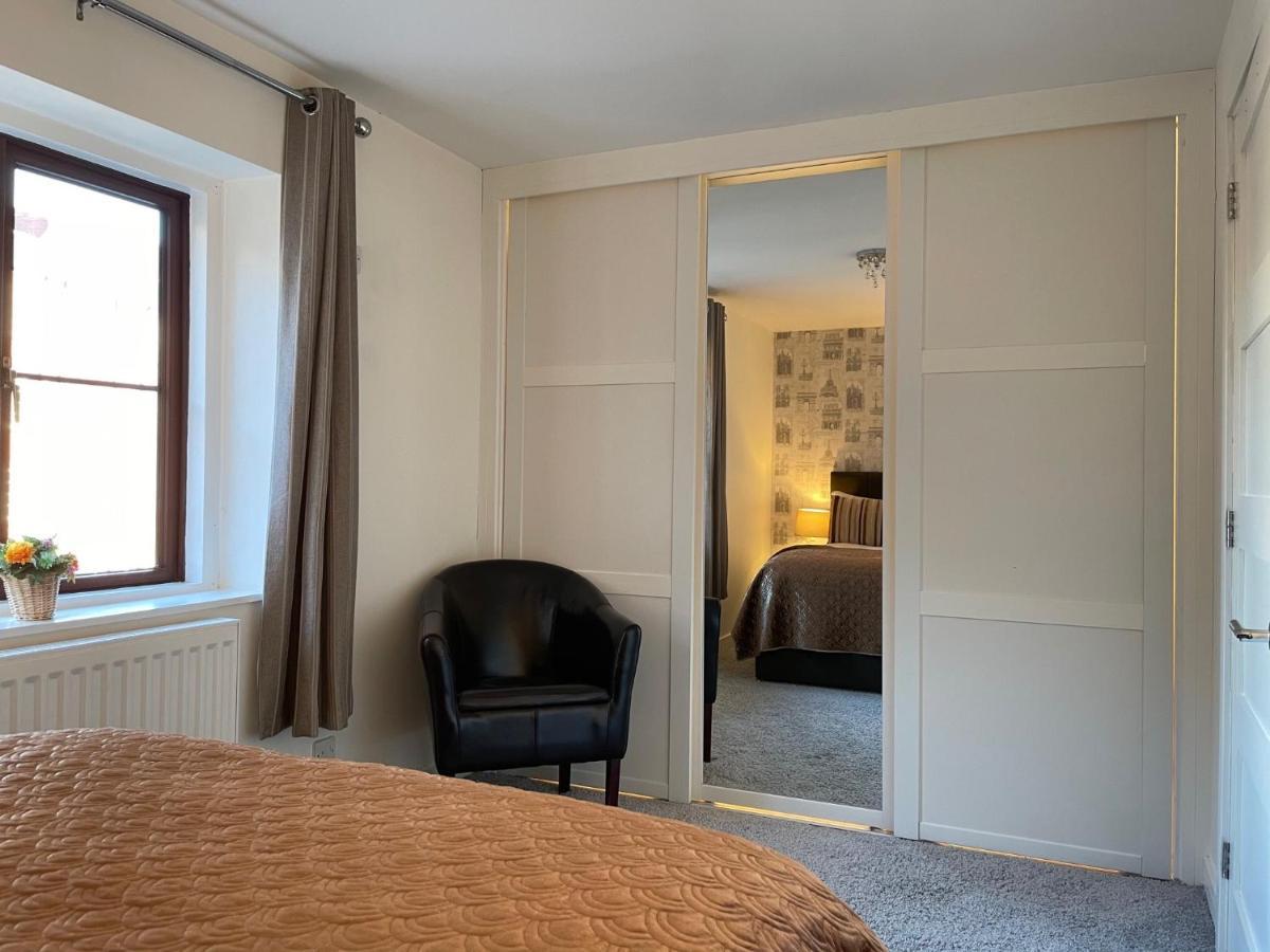St Georges Balcony Suite With Parking Портсмът Екстериор снимка